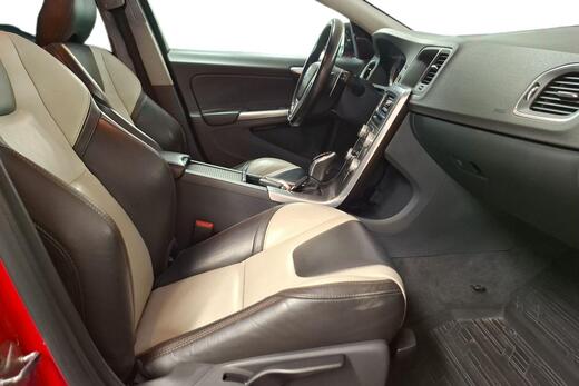 Volvo V60 Cross Country vaihtoauto