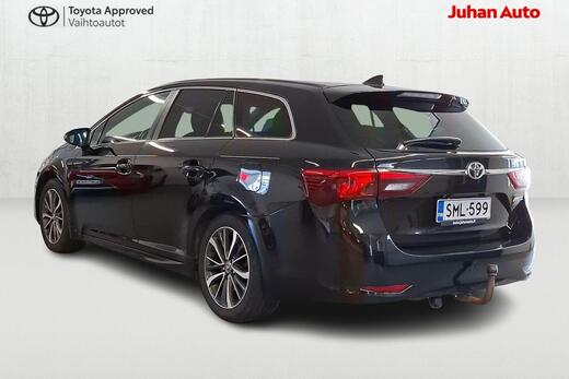 Toyota Avensis vaihtoauto