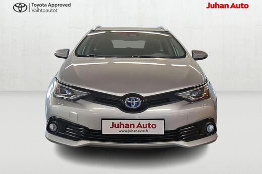 Toyota Auris vaihtoauto