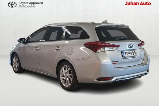 Toyota Auris vaihtoauto