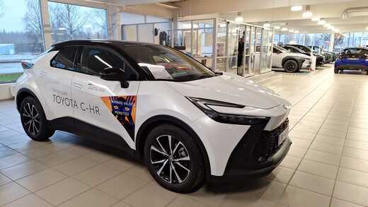 Toyota C-HR vaihtoauto