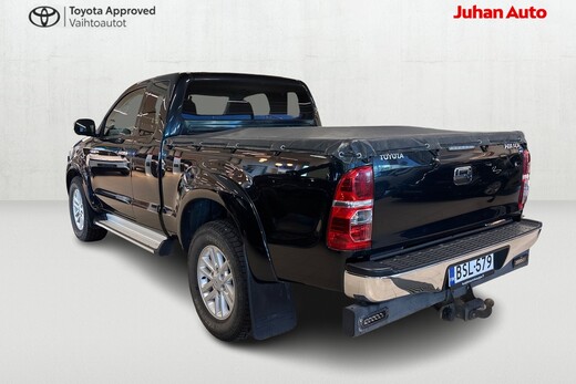 Toyota Hilux vaihtoauto