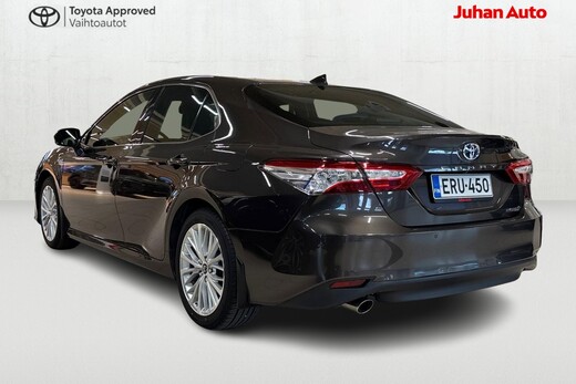 Toyota Camry vaihtoauto