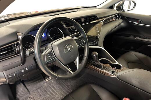 Toyota Camry vaihtoauto