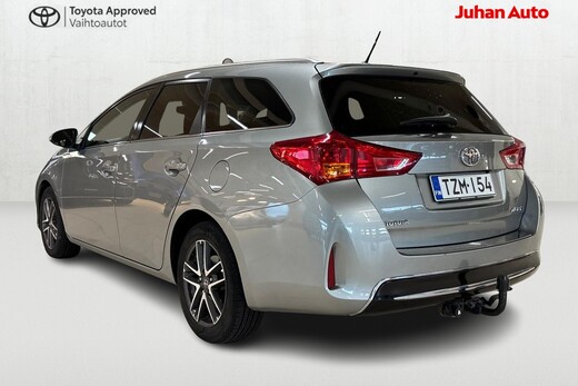 Toyota Auris vaihtoauto