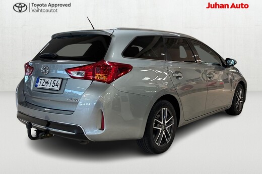 Toyota Auris vaihtoauto
