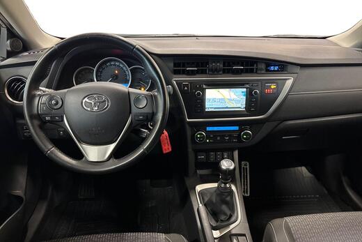 Toyota Auris vaihtoauto