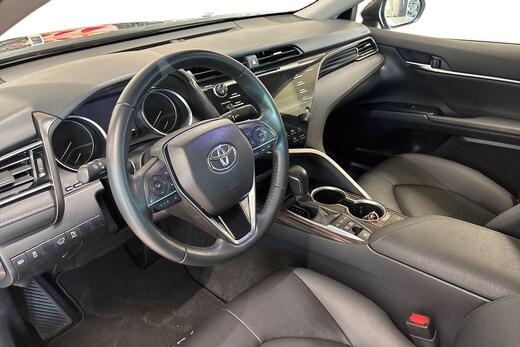 Toyota Camry vaihtoauto