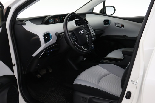 Toyota Prius vaihtoauto