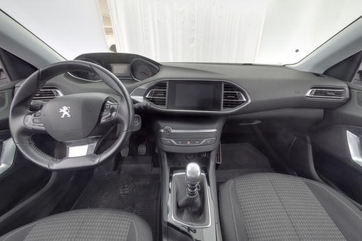 Peugeot 308 vaihtoauto