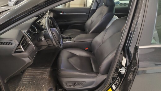 Toyota Camry vaihtoauto