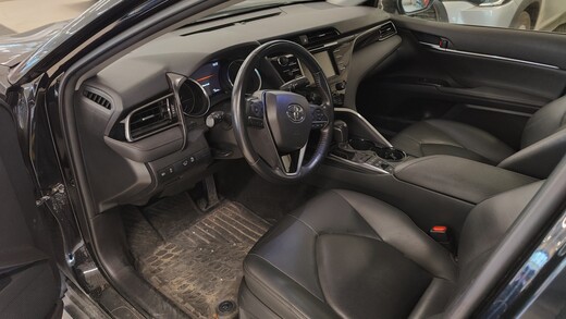 Toyota Camry vaihtoauto