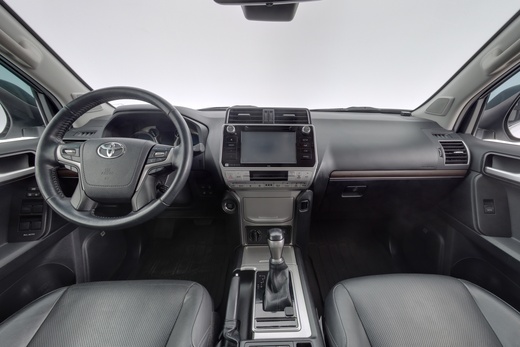 Toyota Land Cruiser vaihtoauto
