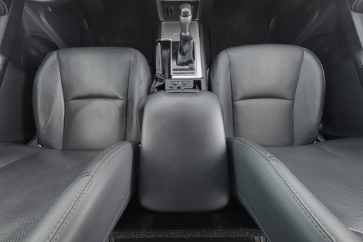 Toyota Land Cruiser vaihtoauto