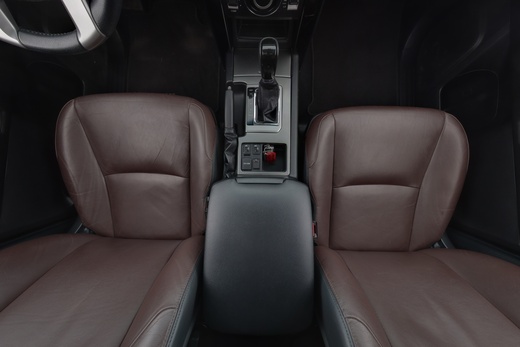 Toyota Land Cruiser vaihtoauto