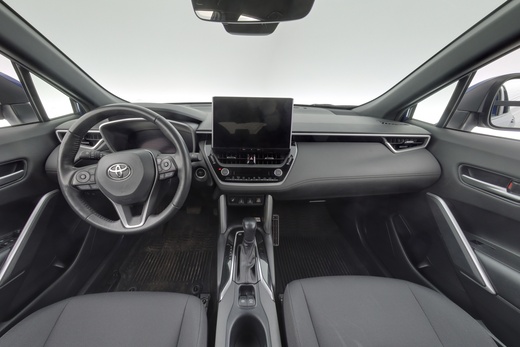 Toyota Corolla Cross vaihtoauto