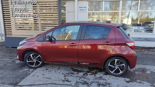 Toyota Yaris vaihtoauto