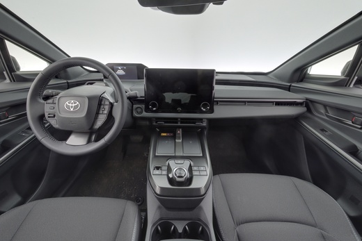 Toyota C-HR+ vaihtoauto