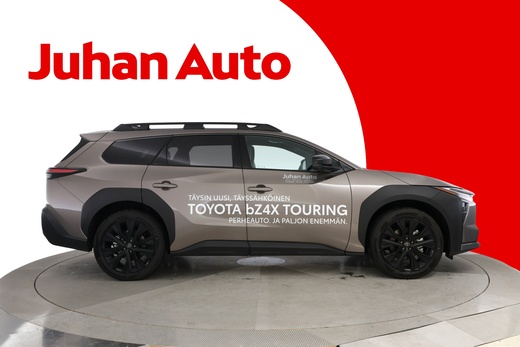 Toyota bZ4X Touring vaihtoauto