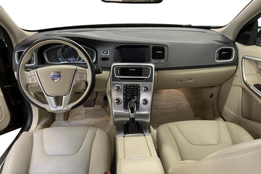 Volvo V60 Cross Country vaihtoauto