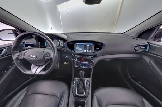 Hyundai IONIQ plug-in vaihtoauto