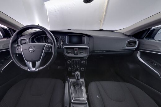 Volvo V40 Cross Country vaihtoauto