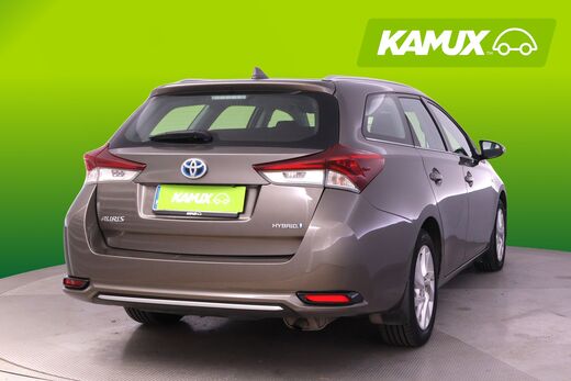 Toyota Auris vaihtoauto