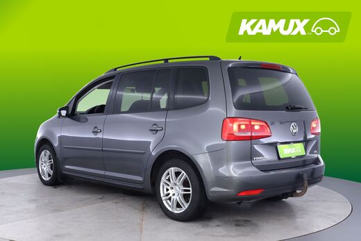 Volkswagen Touran vaihtoauto