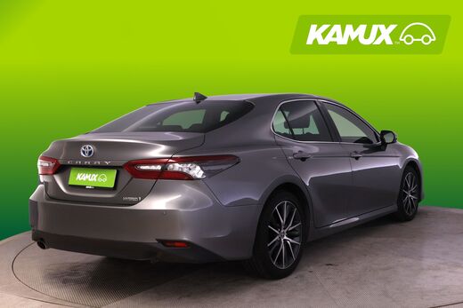Toyota Camry vaihtoauto