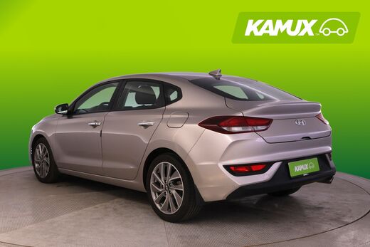 Hyundai i30 Fastback vaihtoauto