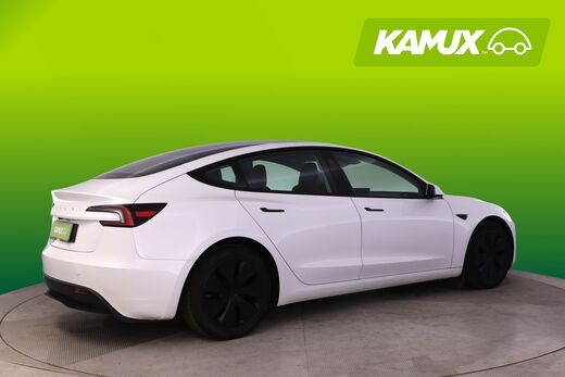 Tesla Model 3 vaihtoauto