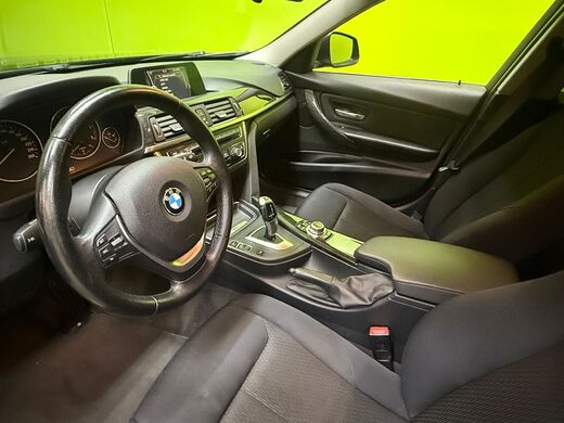 BMW 318 vaihtoauto