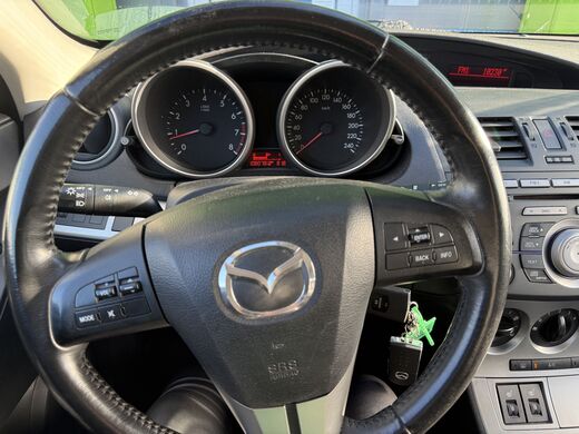 Mazda 3 vaihtoauto