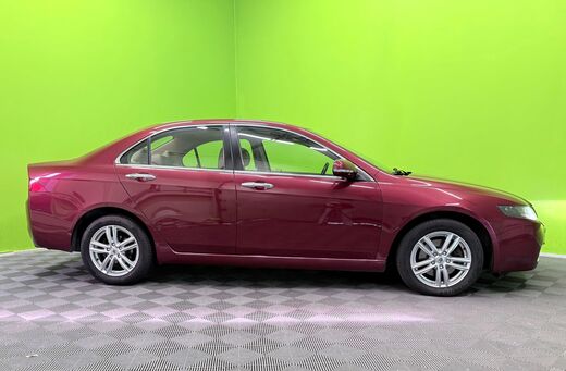 Honda Accord vaihtoauto