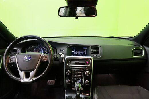 Volvo V60 Cross Country vaihtoauto