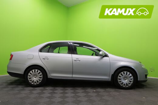Volkswagen Jetta vaihtoauto