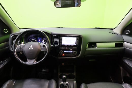 Mitsubishi Outlander vaihtoauto