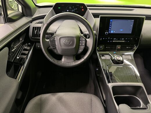 Toyota bZ4X vaihtoauto