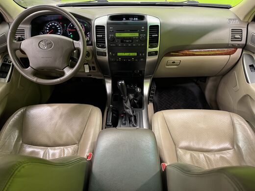 Toyota Land Cruiser vaihtoauto