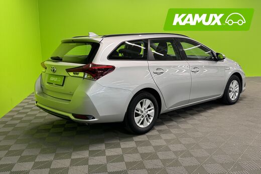 Toyota Auris vaihtoauto