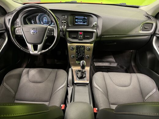 Volvo V40 Cross Country vaihtoauto