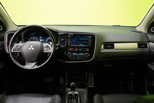 Mitsubishi Outlander vaihtoauto
