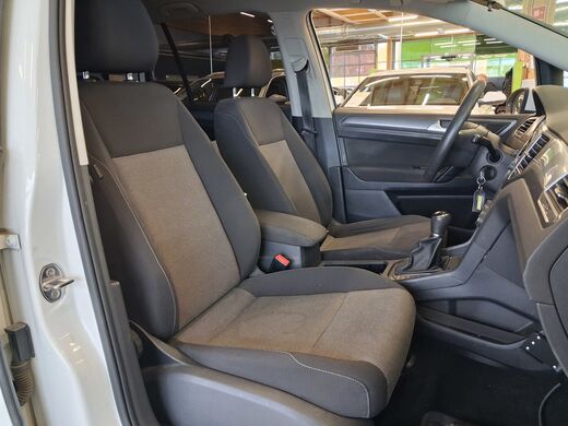 Volkswagen Golf Sportsvan vaihtoauto