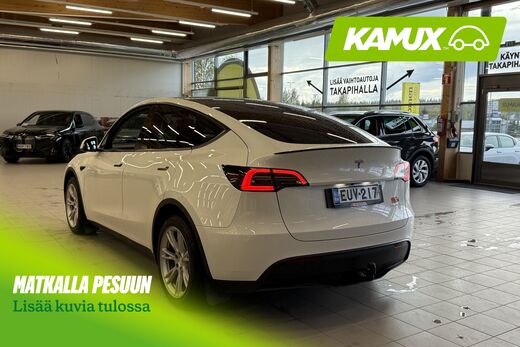 Tesla Model Y vaihtoauto