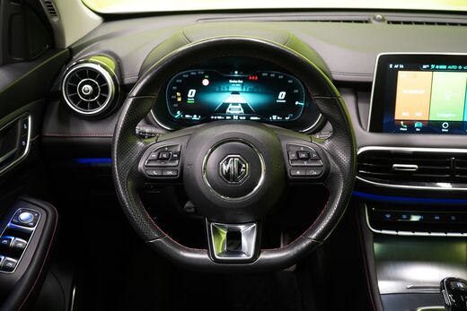 MG EHS vaihtoauto