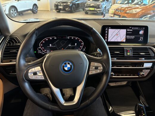 BMW iX3 vaihtoauto