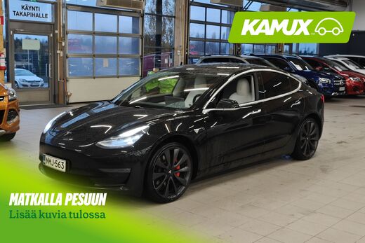 Tesla Model 3 vaihtoauto
