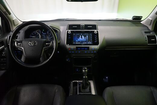 Toyota Land Cruiser vaihtoauto