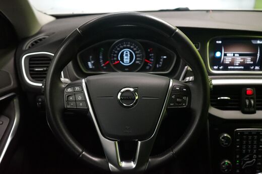 Volvo V40 Cross Country vaihtoauto