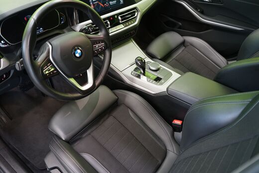 BMW 320 vaihtoauto